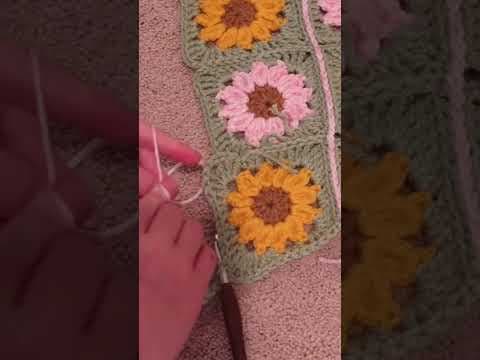 Flat stitch crochet granny square blanket! CrochetByA 